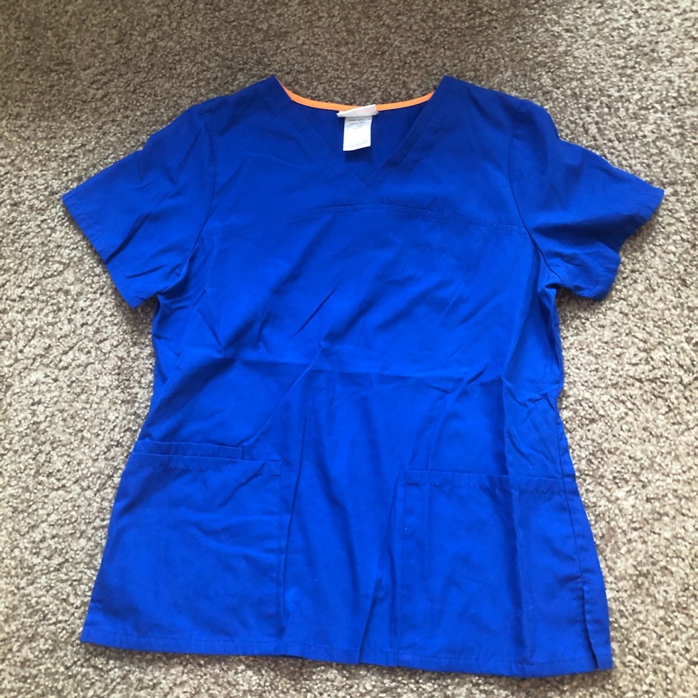 Scrub top
